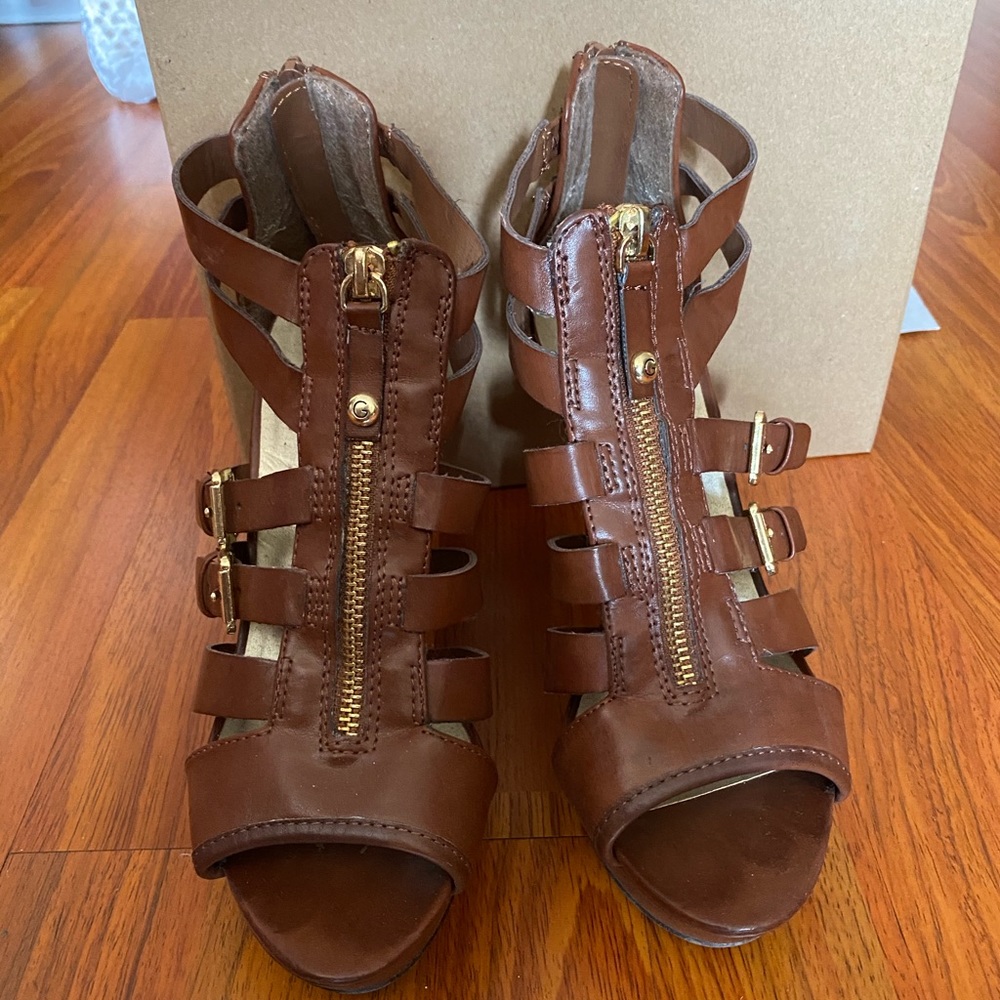 Heel/Sandal